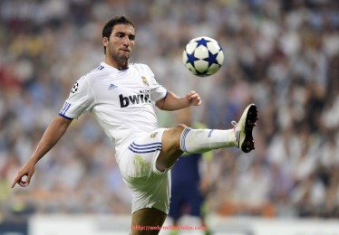 秘饭直播-奥克兰城球员表现评比，世俱杯期间谁成为进攻支点